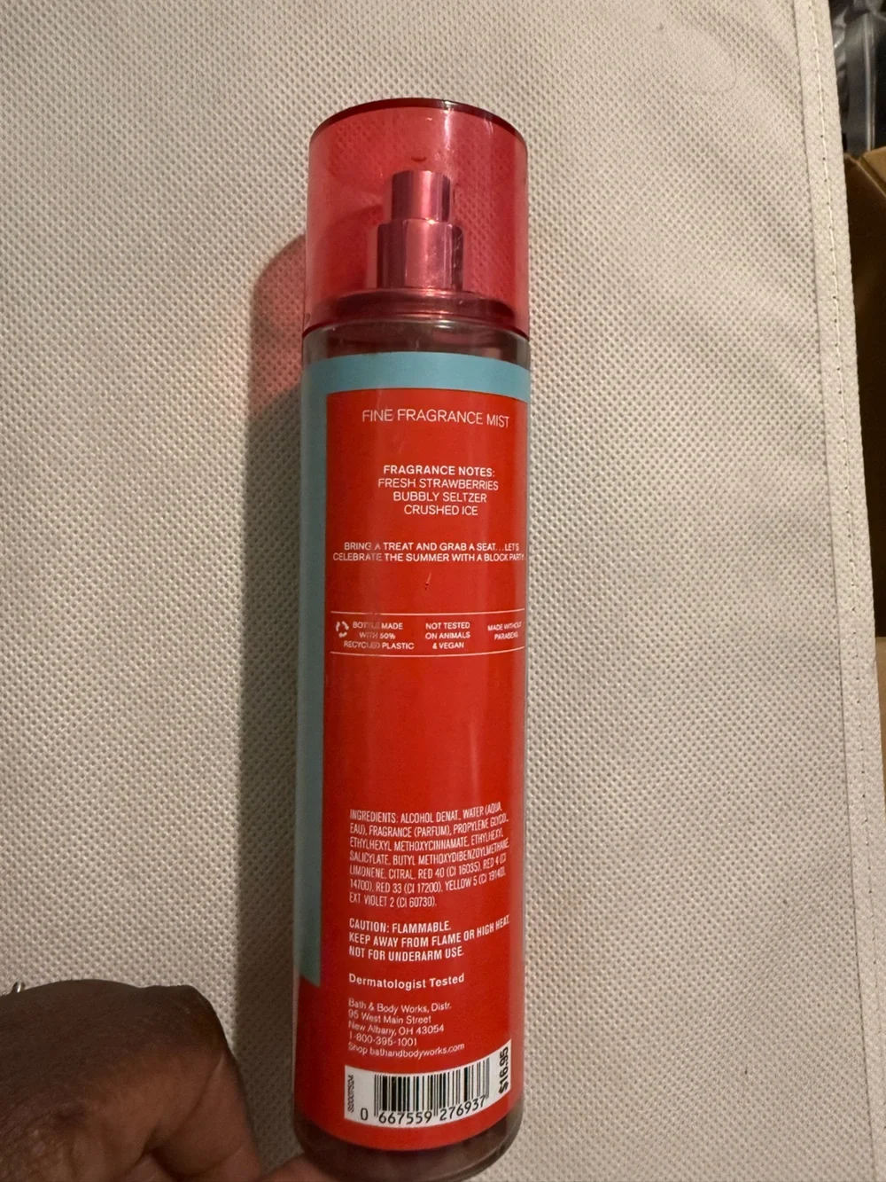 Bath & Body Works Strawberry Soda Spray - Blue & Red
